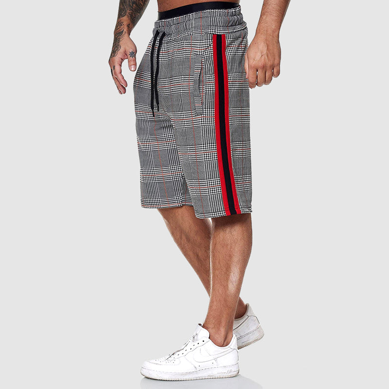 Pantaloni corti a quadri Alpha.