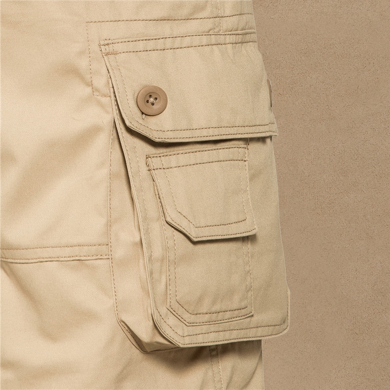 Pantaloni estivi comodi con molteplici tasche