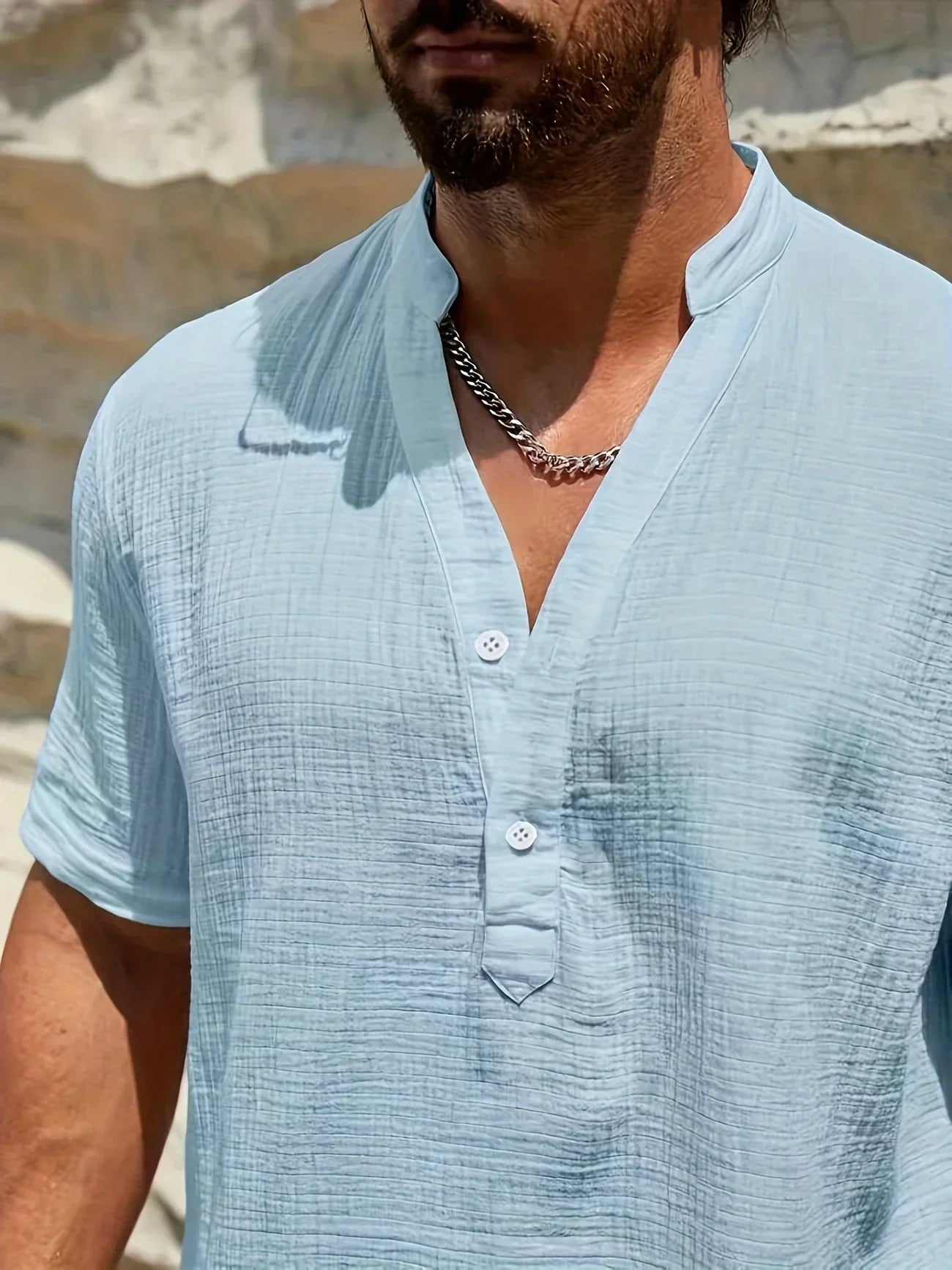 Camicia estiva elegante con collo alto