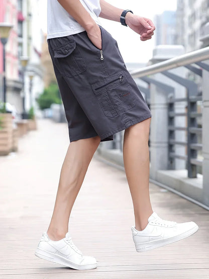 Pantaloni cargo corti leggeri con tasche