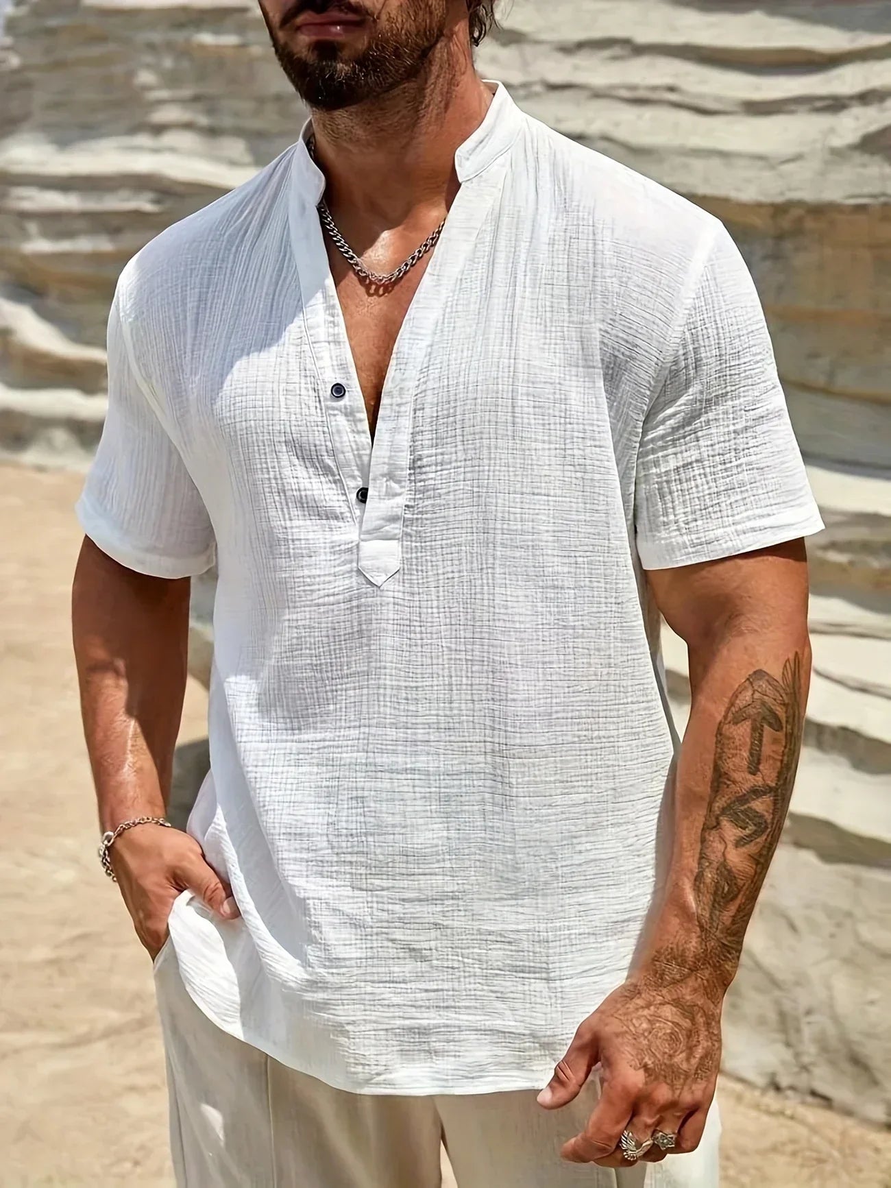 Camicia estiva elegante con collo alto