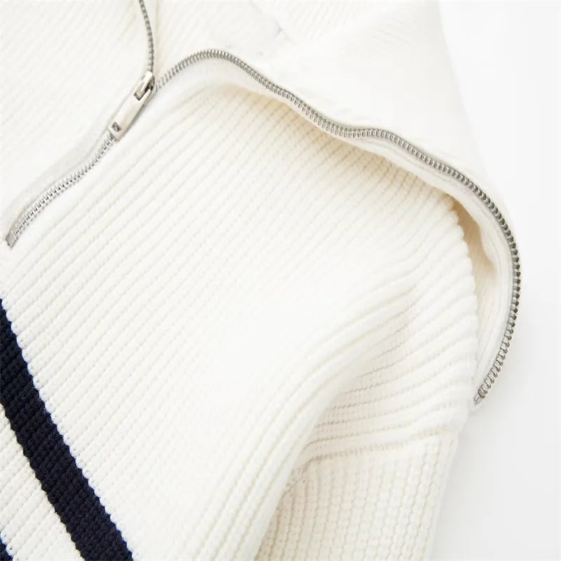 Maglione a righe con zip