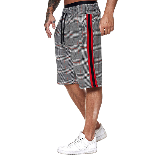 Pantaloni corti a quadri Alpha.