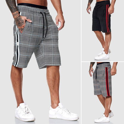 Pantaloni corti a quadri Alpha.