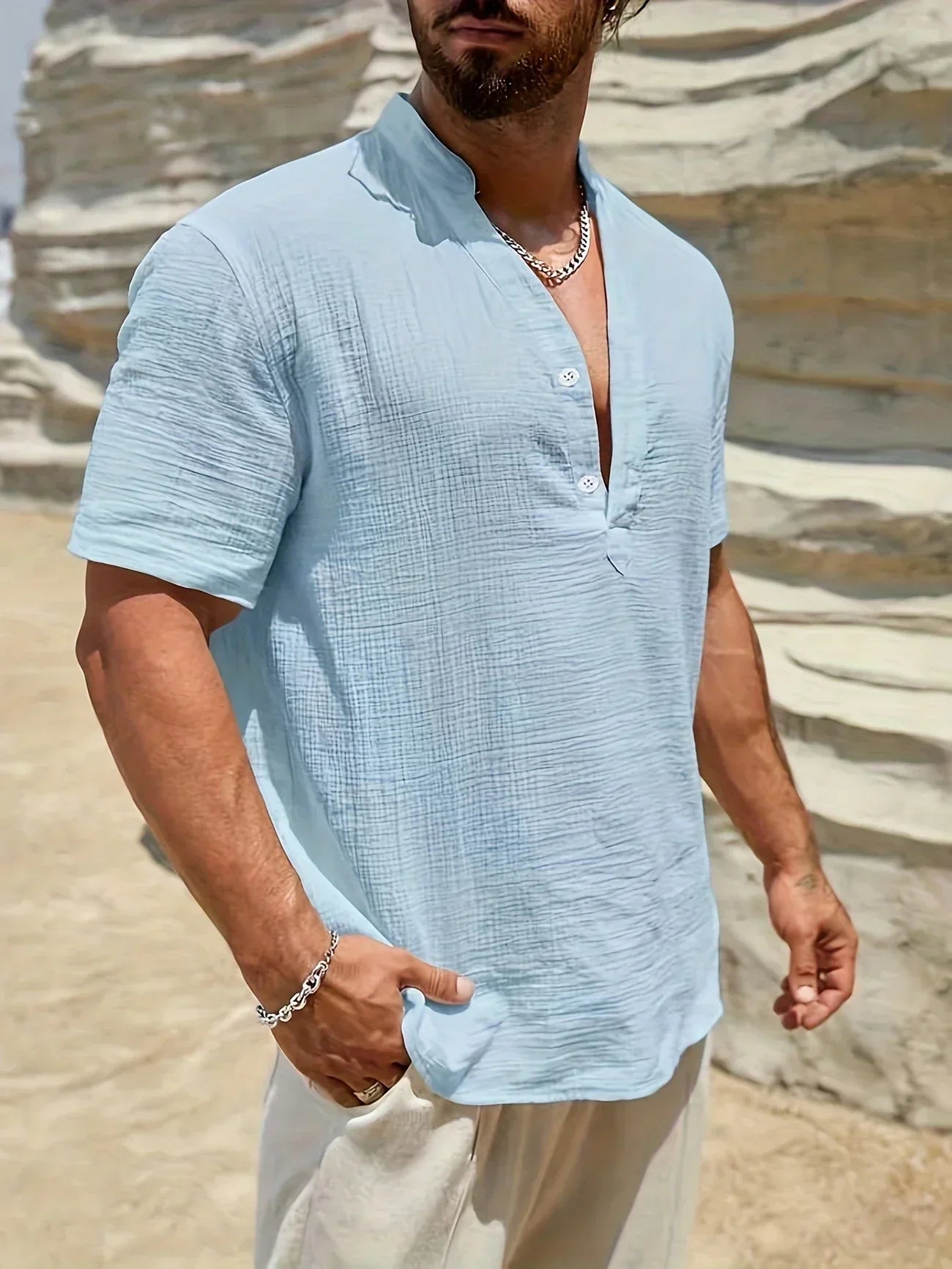 Camicia estiva elegante con collo alto