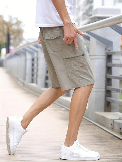 Pantaloni cargo corti leggeri con tasche